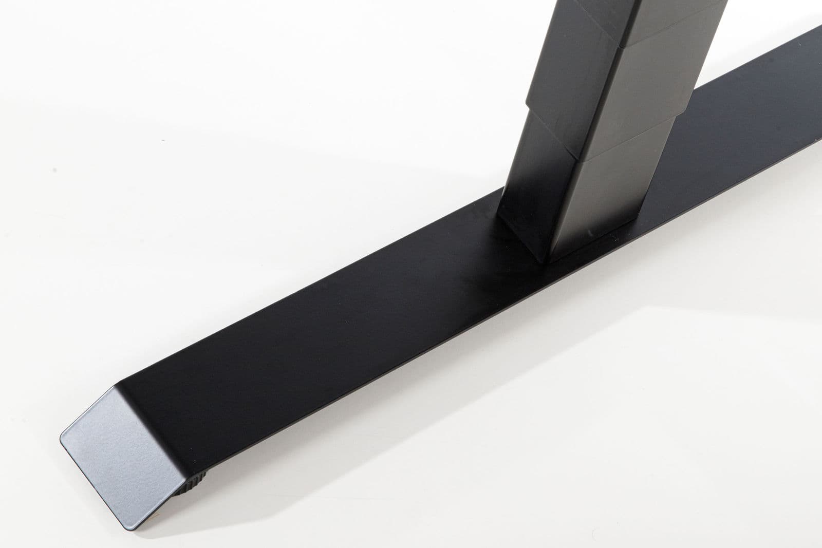 steel foot — black frame